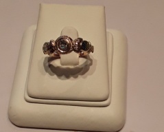Zlatý prsten s routou a smalty_031J, Cena: 12.200 Kč
